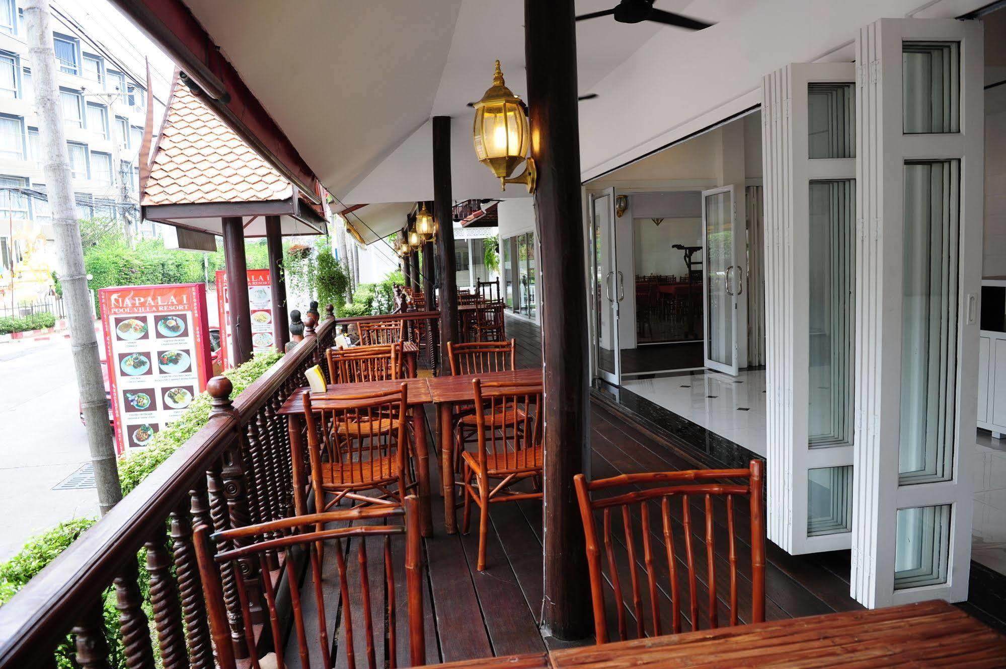 Napalai Pool Villa Resort Pattaya Exteriör bild
